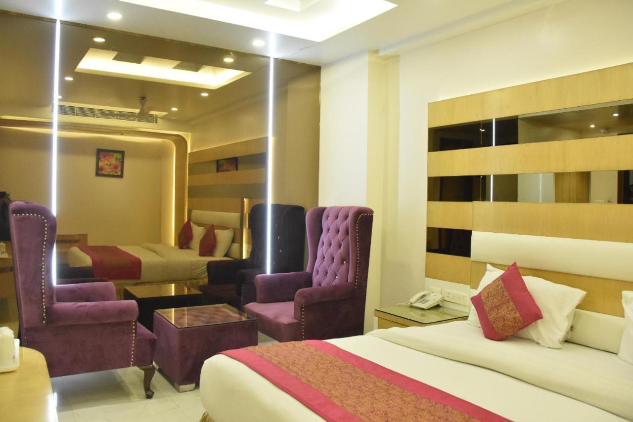 Hotel Aman Continental - 2Mins From Railway Station And 5 Mins From Metro Nowe Delhi Zewnętrze zdjęcie