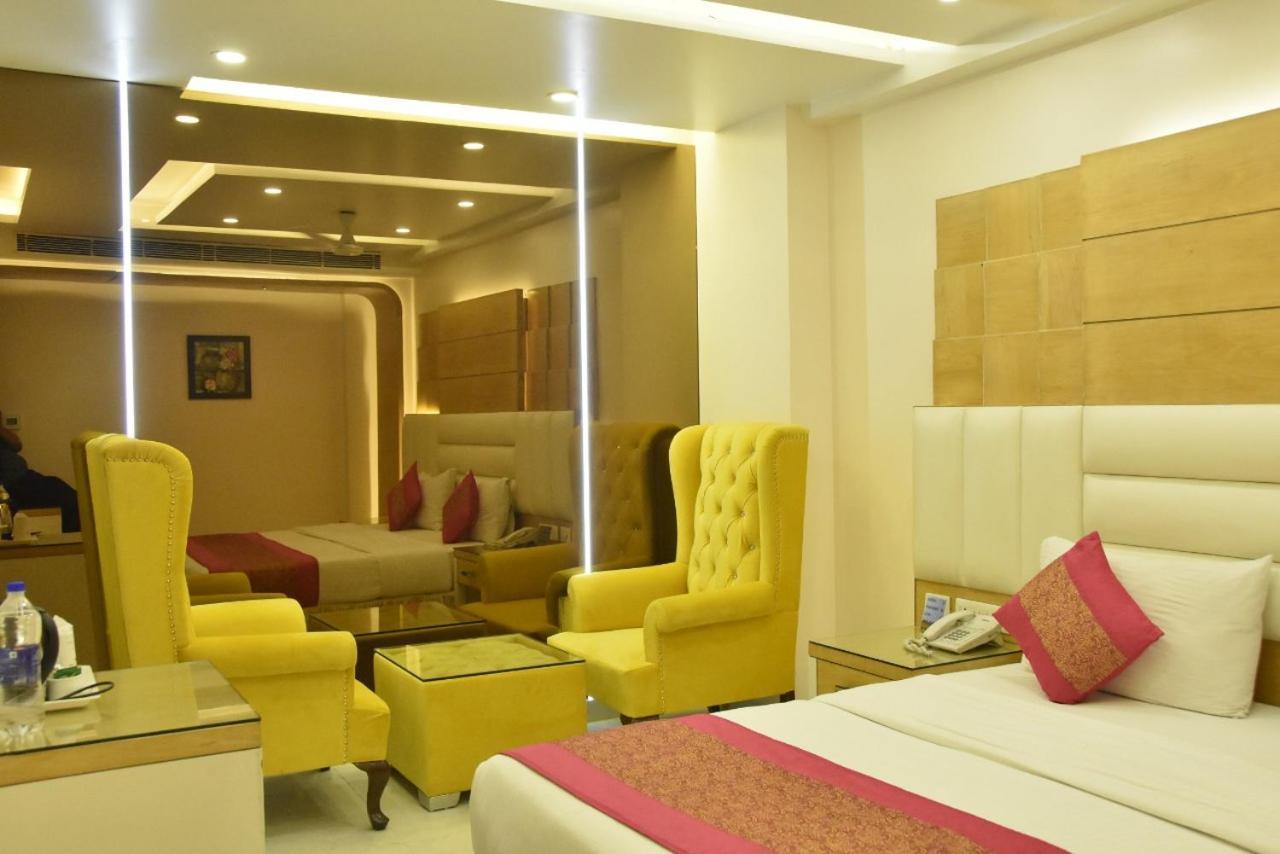 Hotel Aman Continental - 2Mins From Railway Station And 5 Mins From Metro Nowe Delhi Zewnętrze zdjęcie