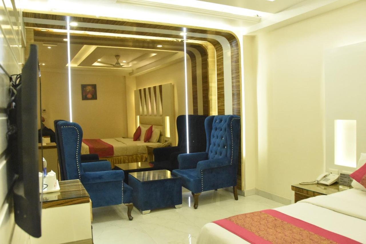 Hotel Aman Continental - 2Mins From Railway Station And 5 Mins From Metro Nowe Delhi Zewnętrze zdjęcie
