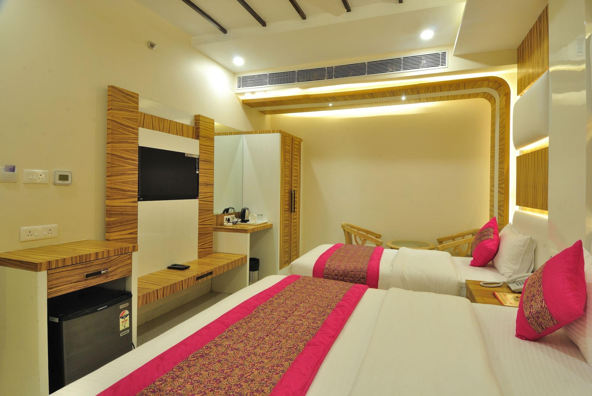 Hotel Aman Continental - 2Mins From Railway Station And 5 Mins From Metro Nowe Delhi Zewnętrze zdjęcie
