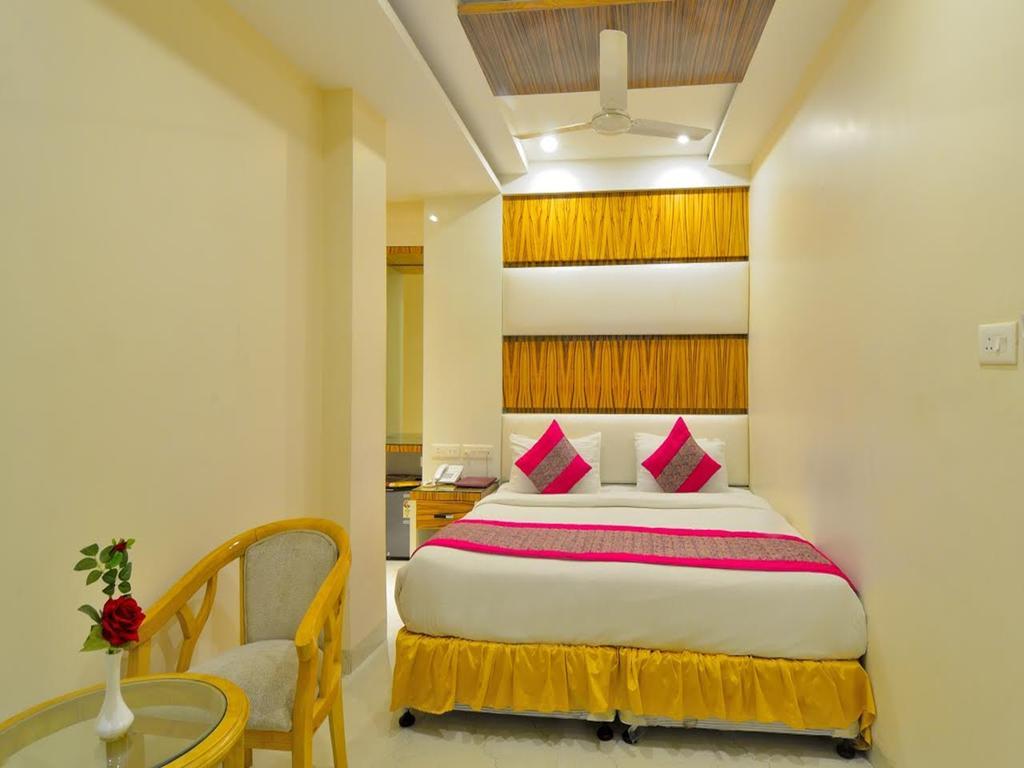 Hotel Aman Continental - 2Mins From Railway Station And 5 Mins From Metro Nowe Delhi Zewnętrze zdjęcie